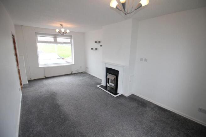 2 bed End of Terrace to rent Image 5