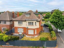 25, St Albans Avenue, Bournemouth BH8 9EE