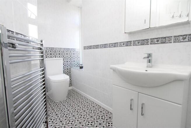 1 bed Apartment to rent Image 8