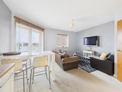 Tradewinds, Old Harbour Court, Wilcolmlee, Hull, HU2 8HZ