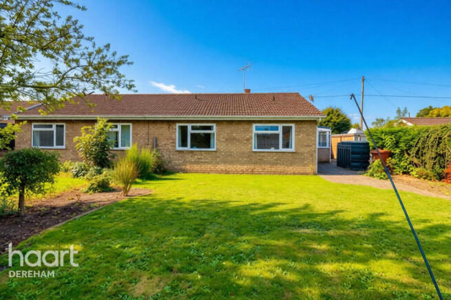 Cherry Tree Close, Dereham photo 3