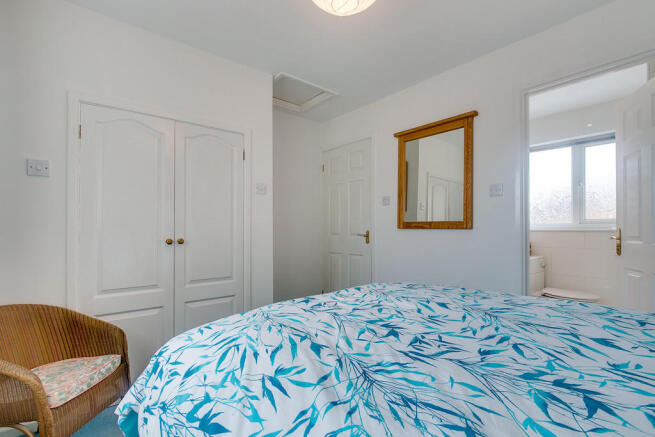 Master Bedroom - ...