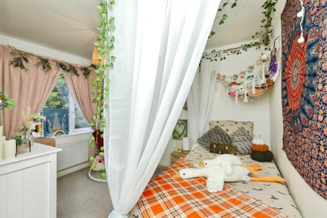 2 bed Semi-Detached for sale Image 12