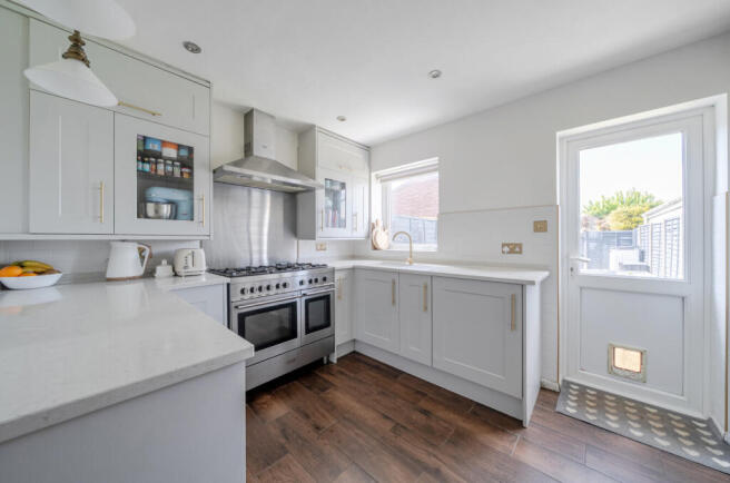 1447663-6-69e626b...