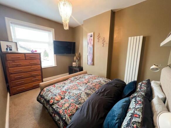 3 bed Terraced for sale Image 8