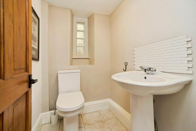2 bed Terraced for sale Image 7