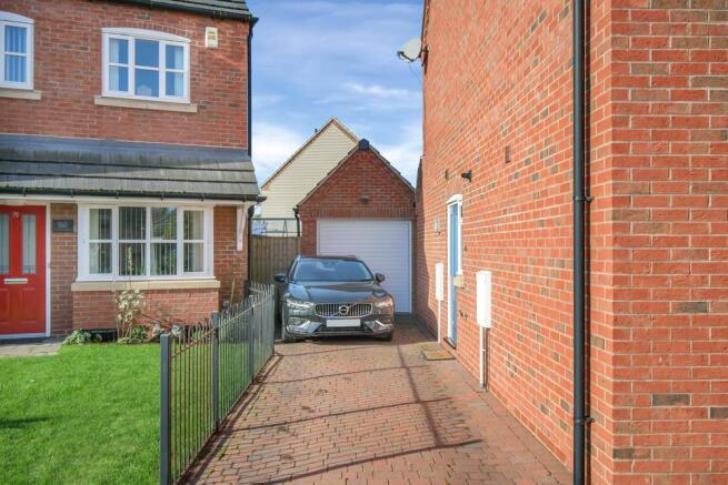 DETACHED GARAGE