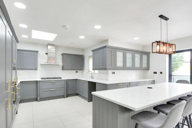 Open Plan Fitted Living Dining Kitchen