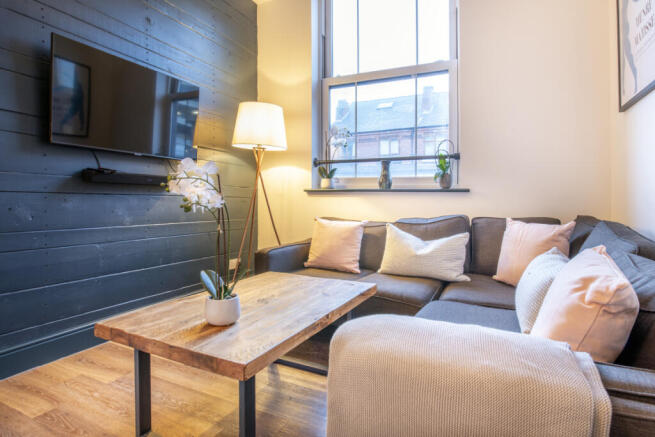 Flat 8, Shoe & Boot, Living Room 2