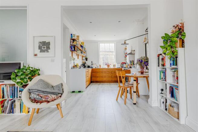 Amwell Street (7).jpg