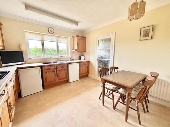 Kitchen/Breakfast Room