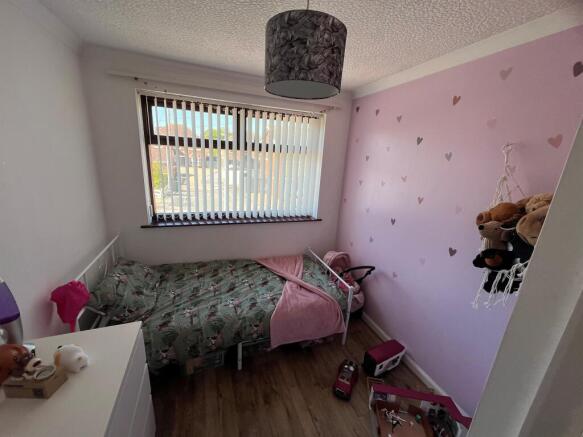 3 bed Semi-Detached for sale Image 10