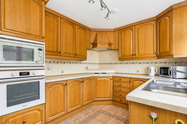 3 bed Detached Bungalow for sale Image 8