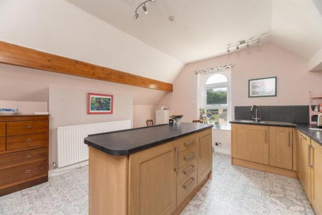 1 bed Apartment for sale Image 11