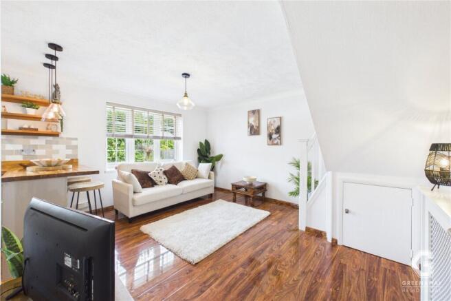 The Dell, East Grinstead, West Sussex, RH19 photo 4