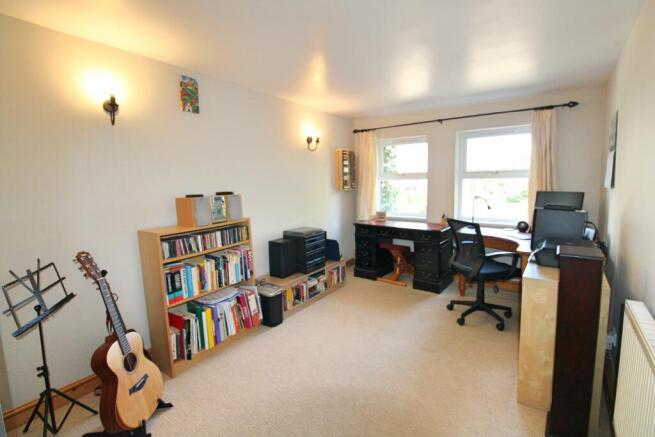 Photo 12