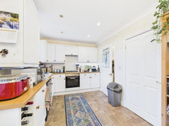 CAM01835G0-PR0329...