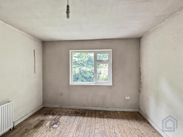 2 bed Semi-Detached for sale Image 12