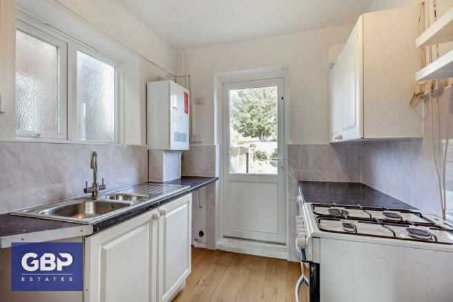 Rush Green Road, Romford, RM7 photo 4