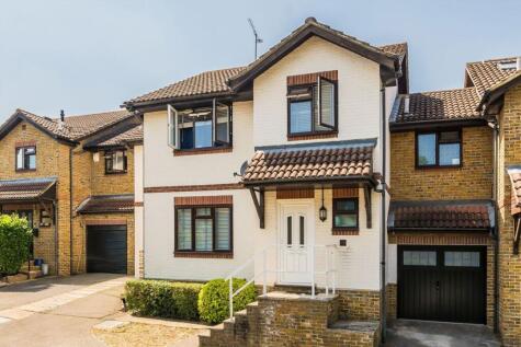 Vale Close, Weybridge