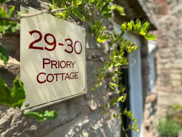 Priory Cottage-2.jpg