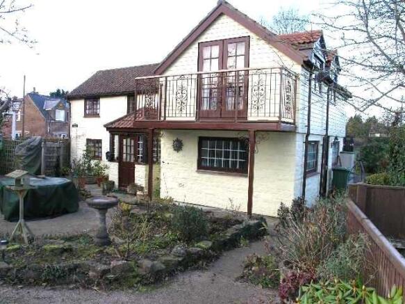 FRONT OF COTTAGE