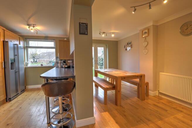 Kitchen diner