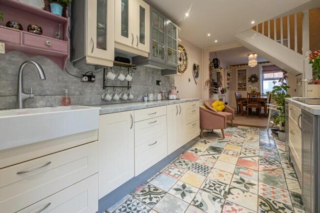 3 bed Terraced for sale Image 8