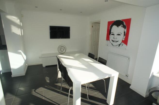 STUNNING OPEN PLAN K