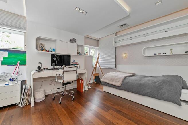 Bedroom 5
