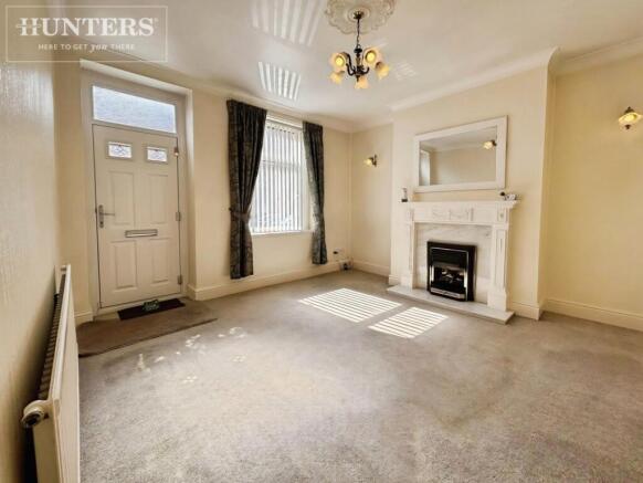 3 bed Terraced to rent Image 5