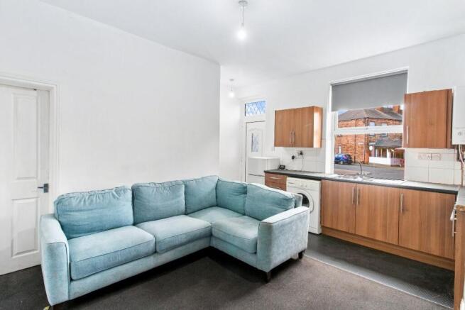 1 bed Terraced for sale Image 4