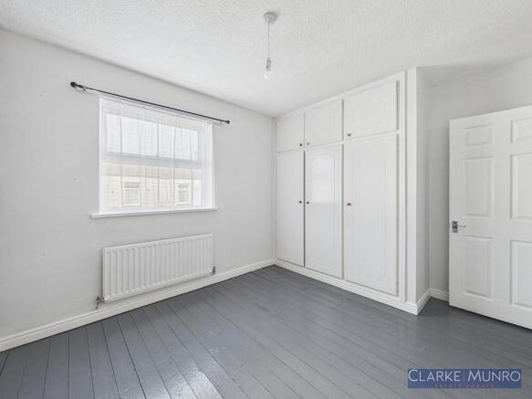3 bed Semi-Detached for sale Image 6