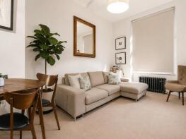 Flat A, 223, New North Road, London N1 7BG