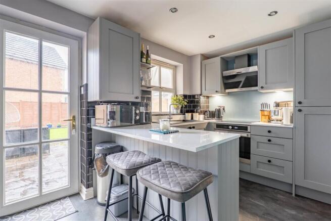 Kitchen/Breakfast Room