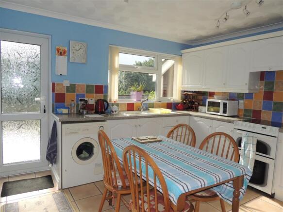 Kitchen/Breakfast Ro