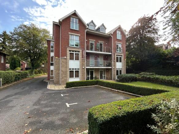 2 bed Flat to rent Image 8