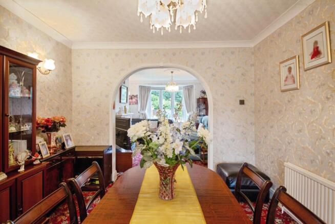 3 bed Semi-Detached for sale Image 8