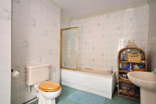 Photo 10