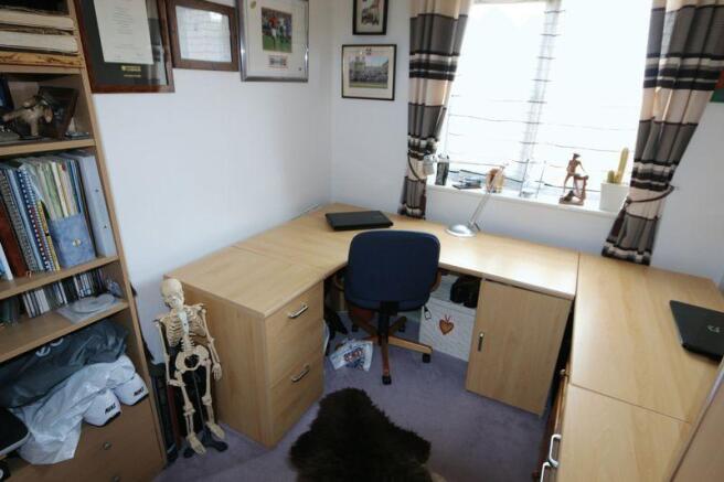 Bedroom 4/ Study