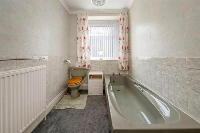 HOUSE BATHROOM