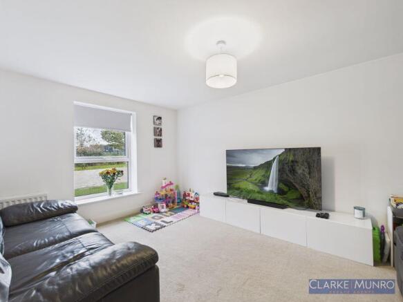4 bed Detached for sale Image 6