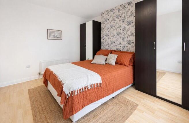 3 bed Terraced for sale Image 5