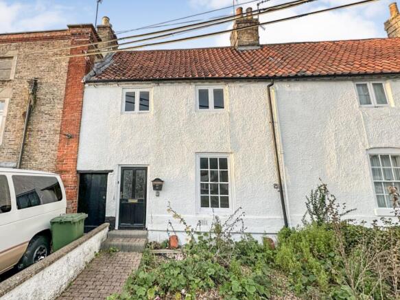 2-bed terraced on 33 Magdalen Street, Thetford, Norfolk IP24 2BP, £44,000