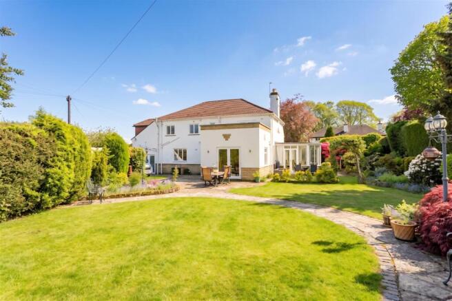 4 bed Detached for sale Image 4