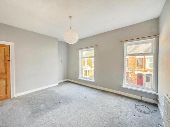 3 bed Terraced for sale Image 6
