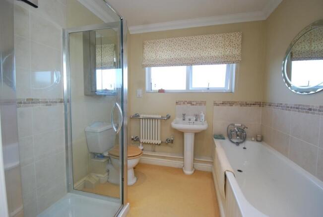 Photo 10