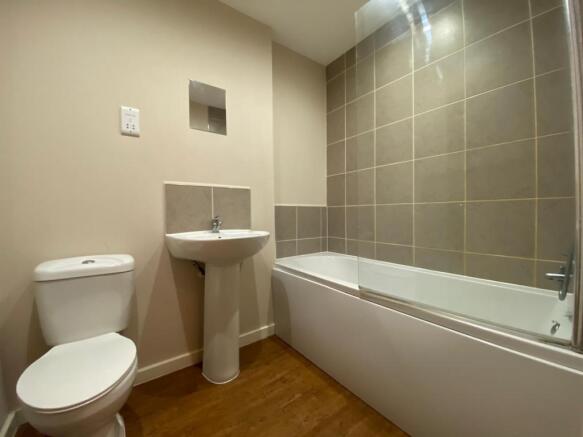 1 bed Flat for sale Image 8