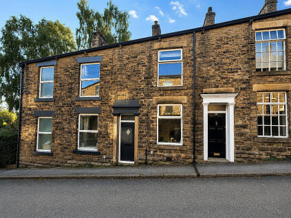 52 High Street, New Mills, SK22 4BR