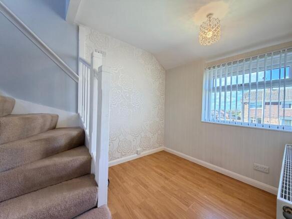 3 bed Semi-Detached for sale Image 8